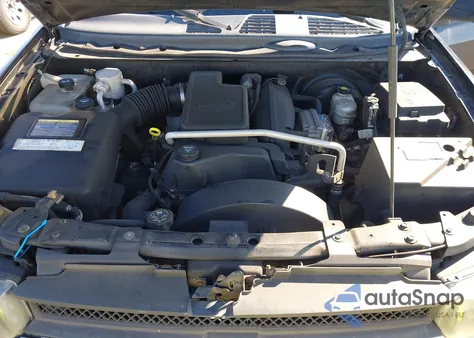 2005 Chevrolet Trailblazer Ls из США, поврежденный, VIN 1GNDS13S952366752